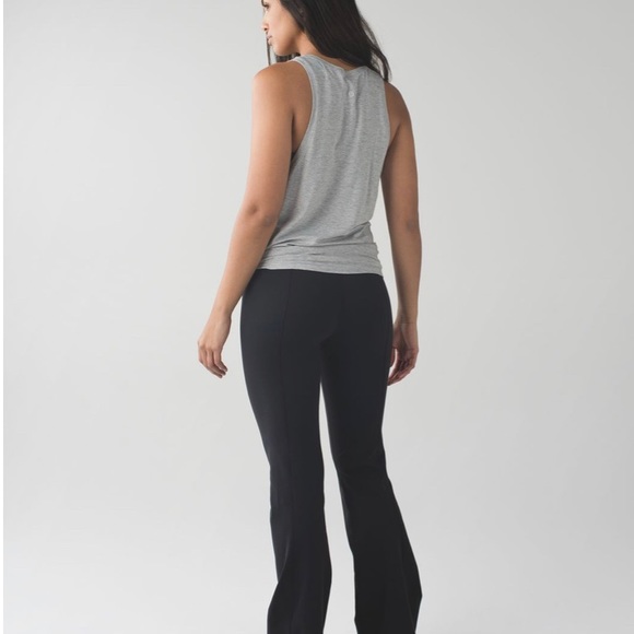 Lululemon Tie & Go Tank - Picture 2 of 6